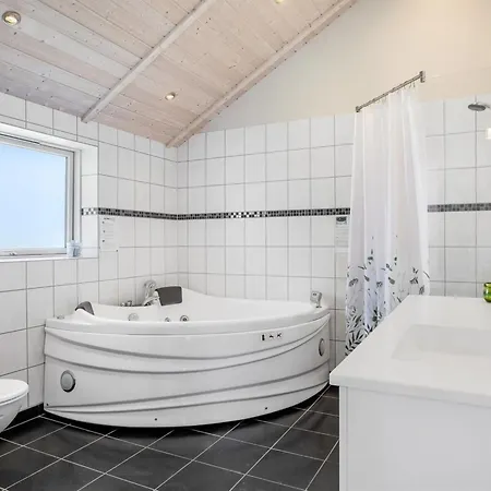 Hébergement de vacances Rosamunde - 700m From The Sea By Interhome *